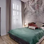 Apartament Bialy Z Jacuzzi