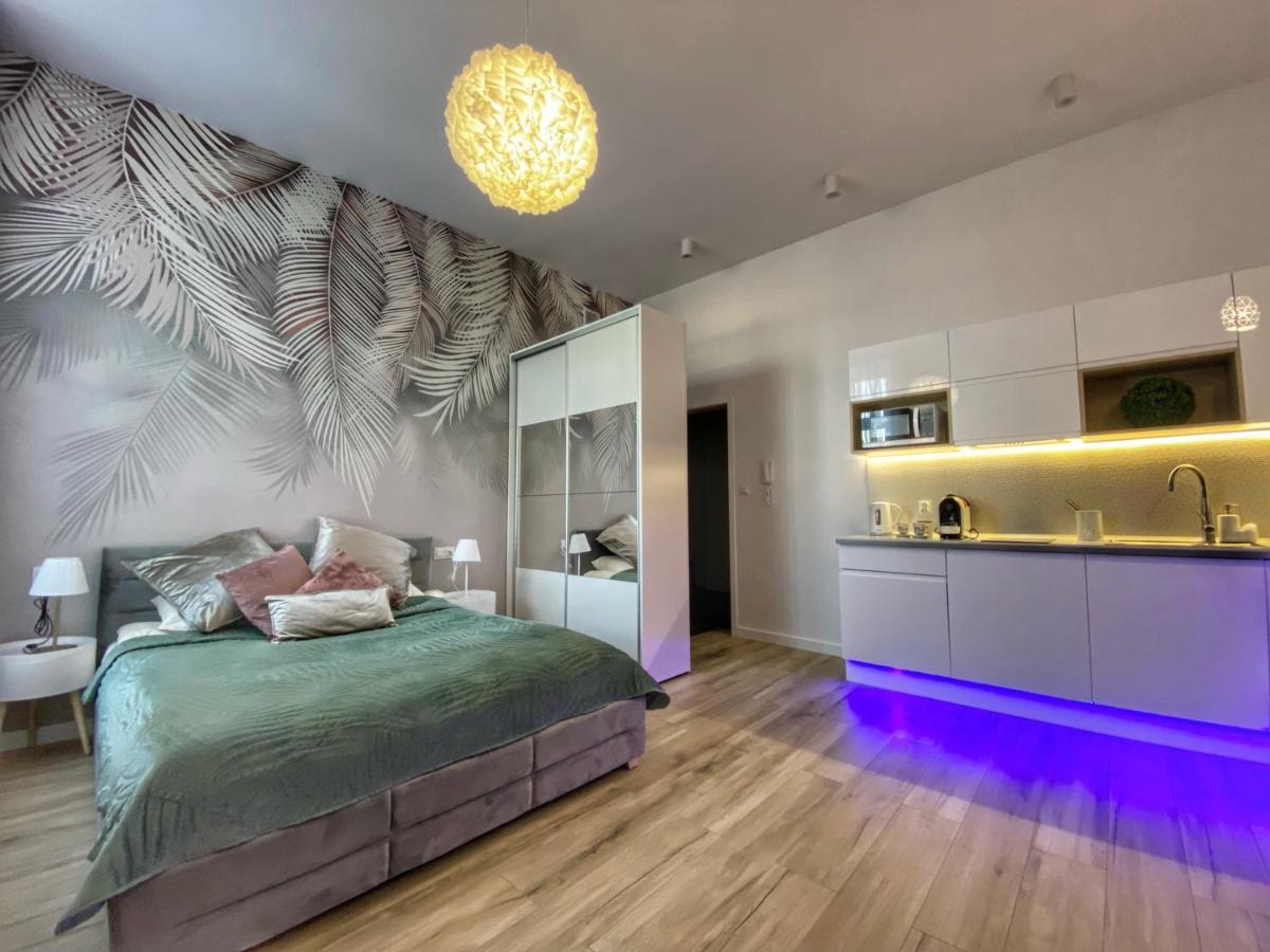 Bialy Z Jacuzzi Krakow